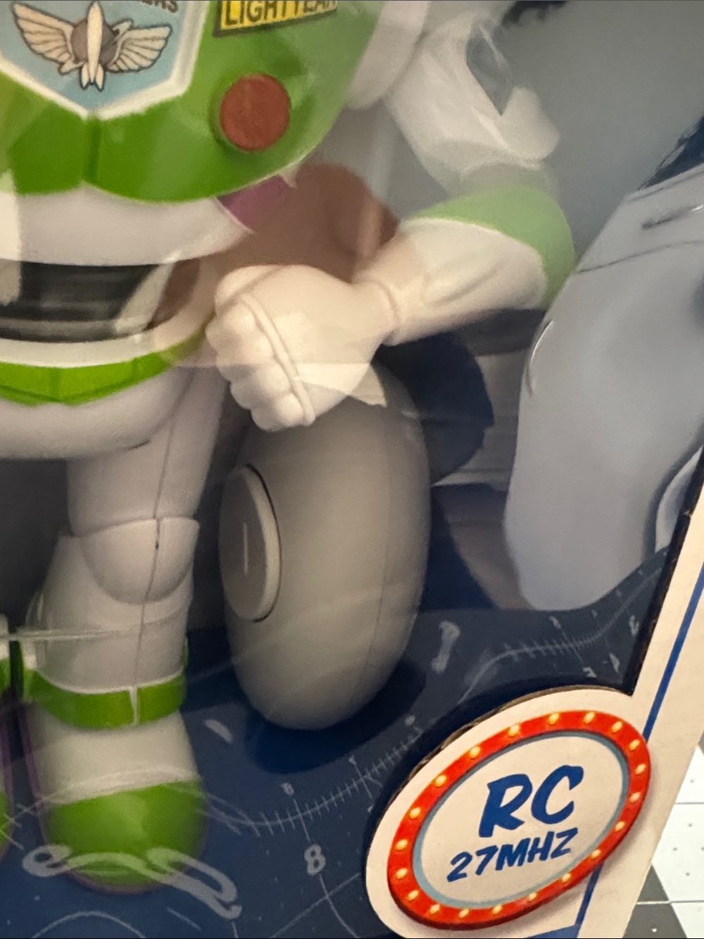 Disney Toy Story Buzz Lightyear RC Figure - White, Green & Purple - Picture 2 of 5